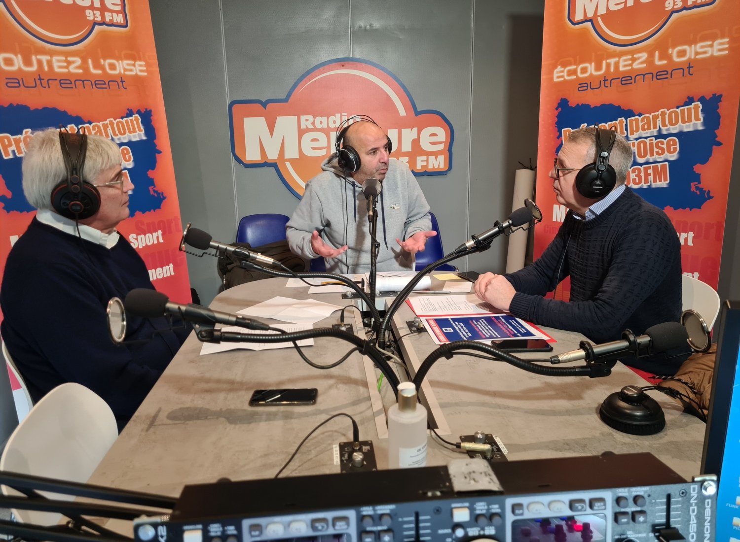 Les co-responsables de l'équipe de Beauvais à Radio Mercure